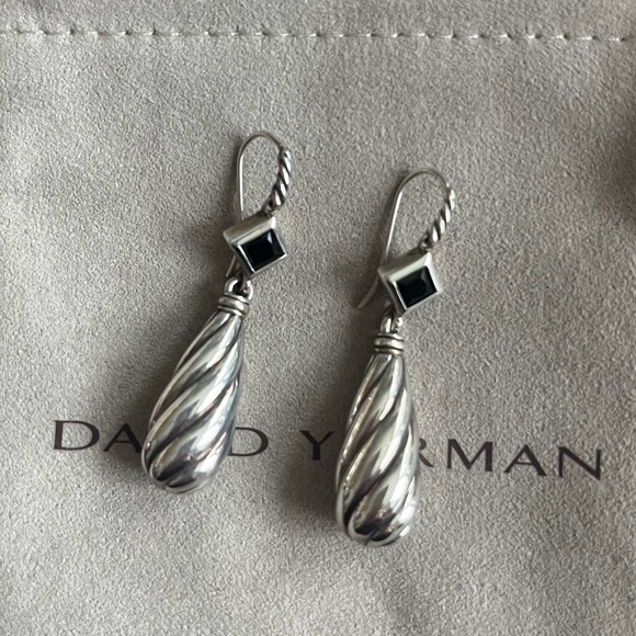 David Yurman Jewelry - David Yurman Garnet silver drop earrings.